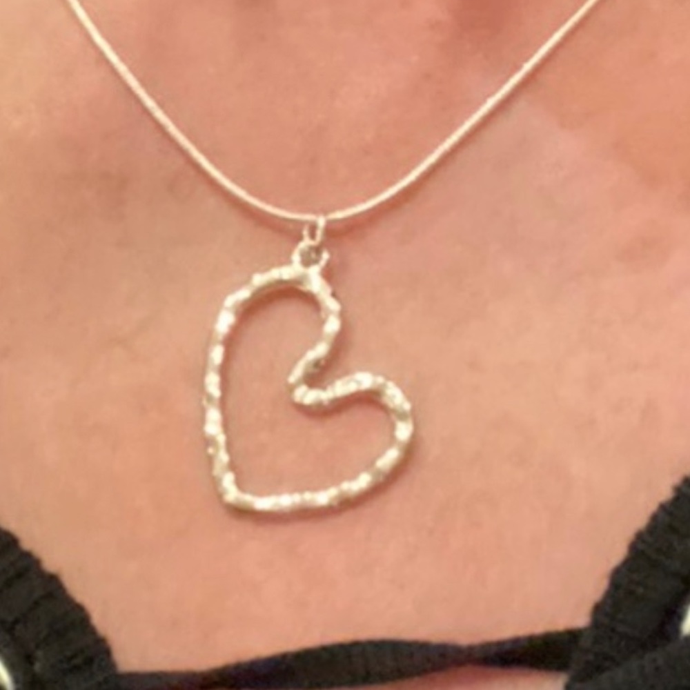 Custom Valentines Gift Heart Necklace - Picture 2 of 16